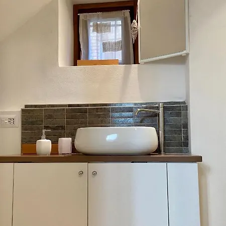La Piccola Corte Bed & Breakfast Polpenazze del Garda